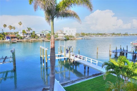 Apartment in Treasure Island, Florida 1 bedroom, 52.03 sq.m. № 1757953 - photo 21