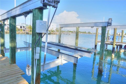 Apartment in Treasure Island, Florida 1 bedroom, 52.03 sq.m. № 1757953 - photo 27
