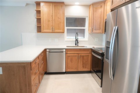 Apartment in Treasure Island, Florida 1 bedroom, 52.03 sq.m. № 1757953 - photo 9