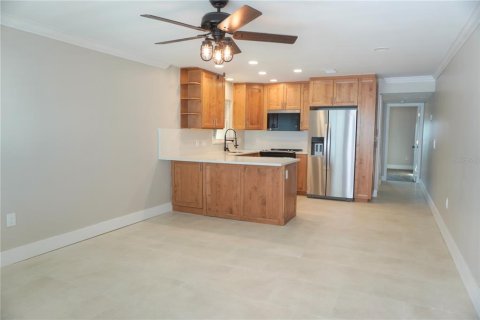 Apartment in Treasure Island, Florida 1 bedroom, 52.03 sq.m. № 1757953 - photo 6