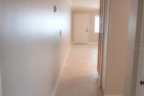 Apartment in Treasure Island, Florida 1 bedroom, 52.03 sq.m. № 1757953 - photo 13