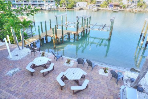 Apartment in Treasure Island, Florida 1 bedroom, 52.03 sq.m. № 1757953 - photo 23