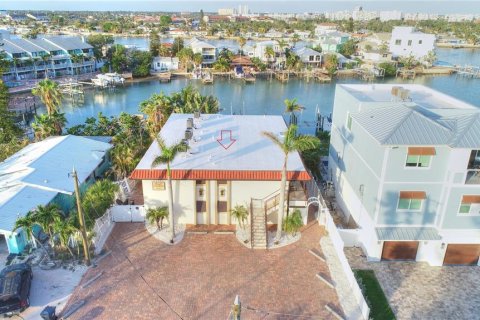Apartment in Treasure Island, Florida 1 bedroom, 52.03 sq.m. № 1757953 - photo 4