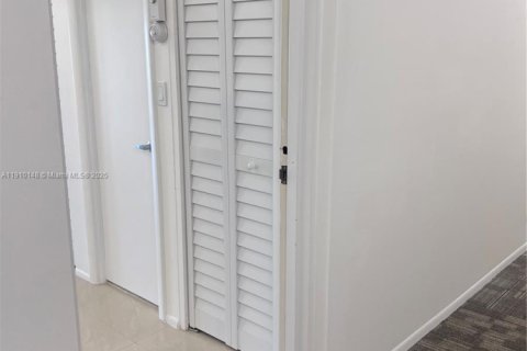 Copropriété à louer à Pompano Beach, Floride: 1 chambre, 68.75 m2 № 1966399 - photo 26