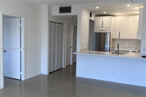 Copropriété à louer à Pompano Beach, Floride: 1 chambre, 68.75 m2 № 1966399 - photo 16