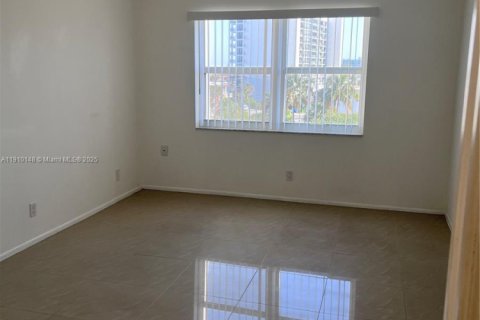 Copropriété à louer à Pompano Beach, Floride: 1 chambre, 68.75 m2 № 1966399 - photo 18