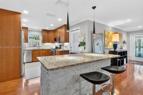 Casa en venta en Oakland Park, Florida, 3 dormitorios, 188.03 m2 № 2006426 - foto 21