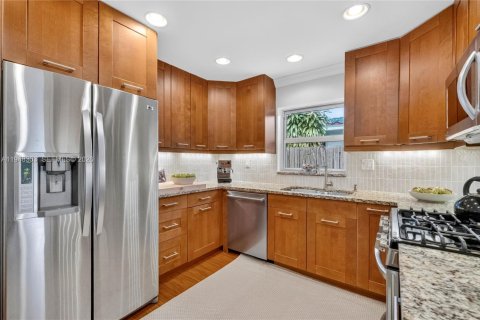 Casa en venta en Oakland Park, Florida, 3 dormitorios, 188.03 m2 № 2006426 - foto 18