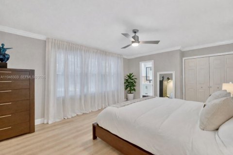 Casa en venta en Oakland Park, Florida, 3 dormitorios, 188.03 m2 № 2006426 - foto 24