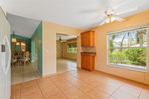 House in New Smyrna Beach, Florida 3 bedrooms, 172.89 sq.m. № 1776573 - photo 17