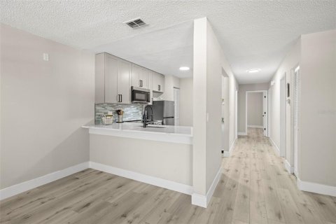 Copropriété à vendre à Largo, Floride: 2 chambres, 103.12 m2 № 1907325 - photo 7