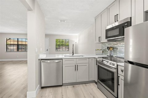 Copropriété à vendre à Largo, Floride: 2 chambres, 103.12 m2 № 1907325 - photo 11