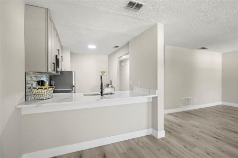 Copropriété à vendre à Largo, Floride: 2 chambres, 103.12 m2 № 1907325 - photo 8