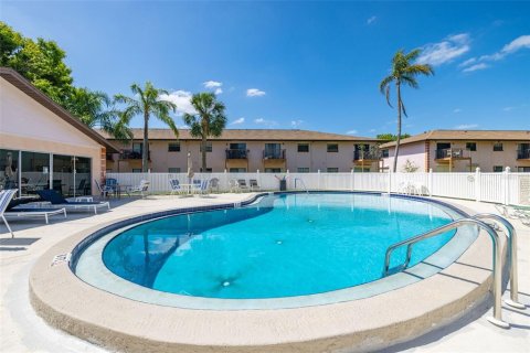 Copropriété à vendre à Largo, Floride: 2 chambres, 103.12 m2 № 1907325 - photo 29