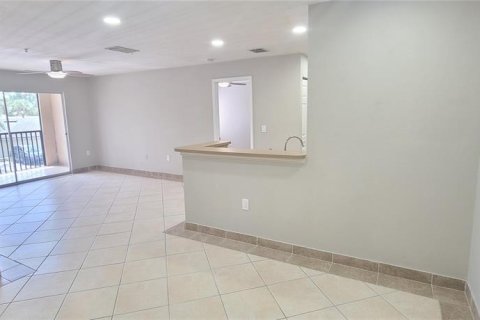 Купить кондоминиум в Порт-Оранж, Флорида 6 комнат, 93.46м2, № 1851491 - фото 4