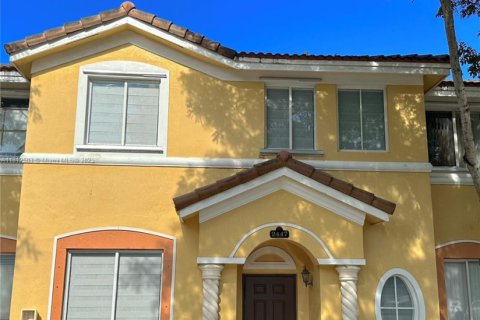 Townhouse in Homestead, Florida 4 bedrooms, 132.2 sq.m. № 1758995 - photo 6