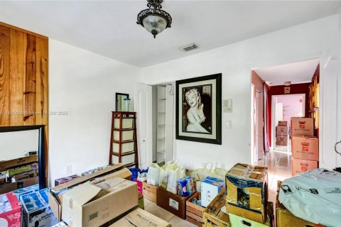 Casa en venta en Miami, Florida, 4 dormitorios, 204.66 m2 № 2036761 - foto 17