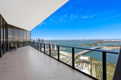 Copropriété à louer à Miami, Floride: 4 chambres, 452.99 m2 № 1962691 - photo 20