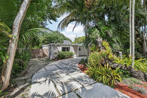 Villa ou maison à vendre à South Miami, Floride: 3 chambres, 176.14 m2 № 1921894 - photo 9