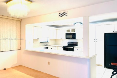 Condo in Aventura, Florida, 2 bedrooms  № 1707858 - photo 5