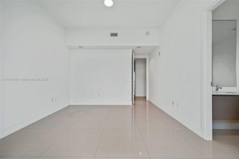 Condo in Aventura, Florida, 3 bedrooms  № 2045956 - photo 26