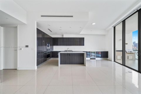 Condo in Aventura, Florida, 3 bedrooms  № 2045956 - photo 2