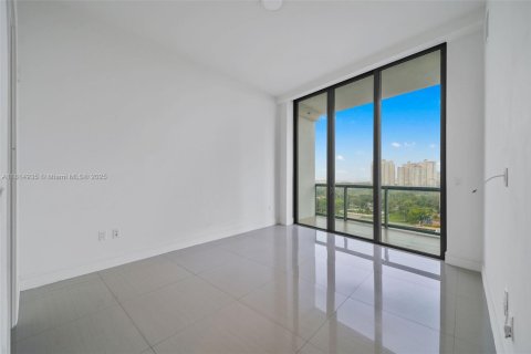 Condo in Aventura, Florida, 3 bedrooms  № 2045956 - photo 22