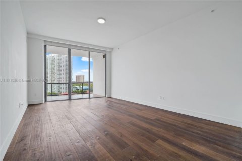 Condo in Aventura, Florida, 3 bedrooms  № 2045956 - photo 15