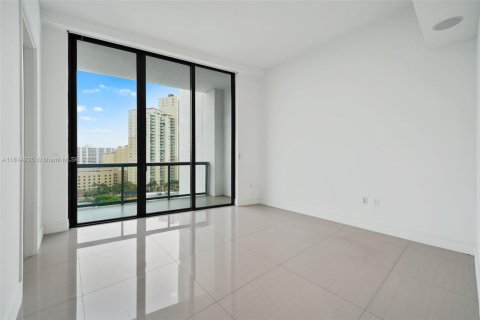 Condo in Aventura, Florida, 3 bedrooms  № 2045956 - photo 23