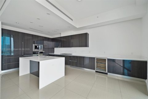 Condo in Aventura, Florida, 3 bedrooms  № 2045956 - photo 5