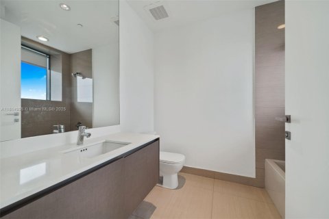 Condo in Aventura, Florida, 3 bedrooms  № 2045956 - photo 28