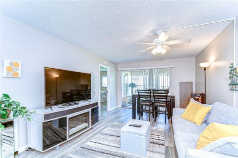 Condominio en venta en Seminole, Florida, 2 dormitorios, 80.36 m2 № 1644713 - foto 8