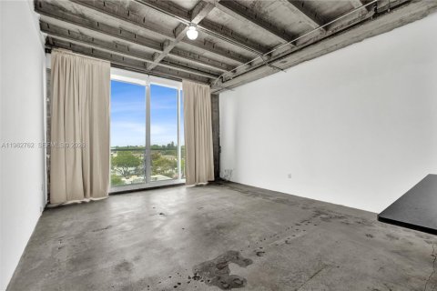 Copropriété à vendre à Miami, Floride: 49.61 m2 № 2047350 - photo 16