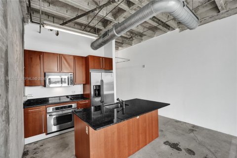 Copropriété à vendre à Miami, Floride: 49.61 m2 № 2047350 - photo 4