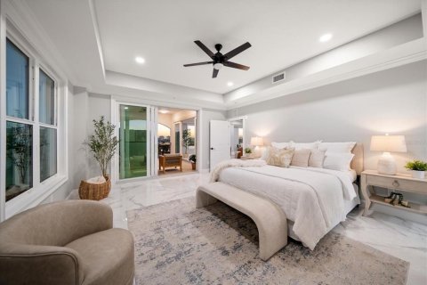 Condo in Clearwater, Florida, 4 bedrooms № 2195380 - photo 22
