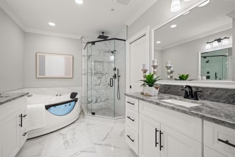 Condo in Clearwater, Florida, 4 bedrooms № 2195380 - photo 25
