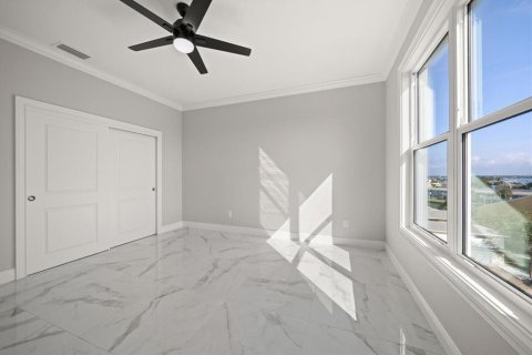 Condo in Clearwater, Florida, 4 bedrooms № 2195380 - photo 30