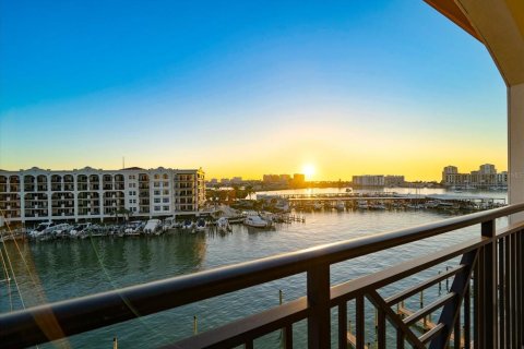 Condo in Clearwater, Florida, 4 bedrooms № 2195380 - photo 19