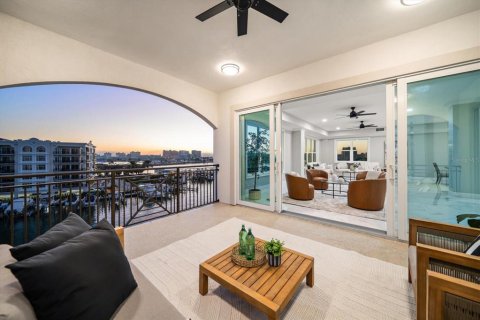 Condo in Clearwater, Florida, 4 bedrooms № 2195380 - photo 20