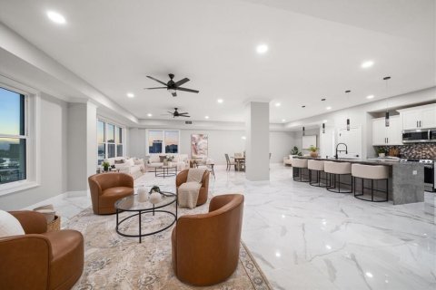 Condo in Clearwater, Florida, 4 bedrooms № 2195380 - photo 7