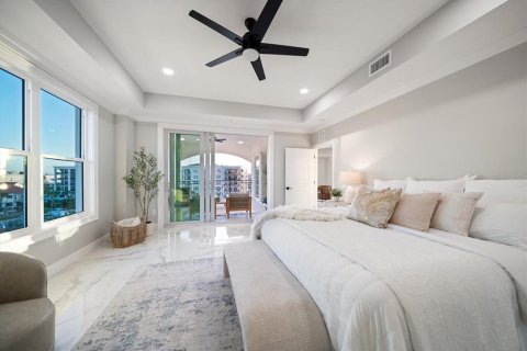 Condo in Clearwater, Florida, 4 bedrooms № 2195380 - photo 23