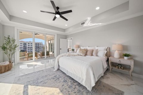Condo in Clearwater, Florida, 4 bedrooms № 2195380 - photo 6