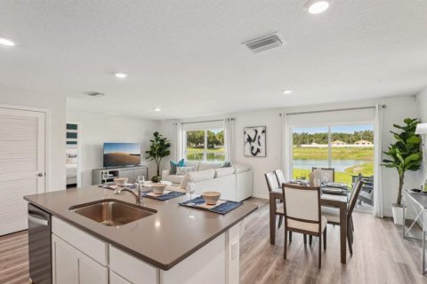 Casa en venta en Ocala, Florida, 4 dormitorios, 139.17 m2 № 2198070 - foto 4