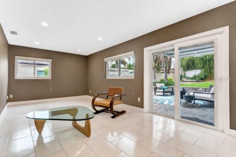Casa en venta en Orlando, Florida, 3 dormitorios, 140.93 m2 № 2110703 - foto 3