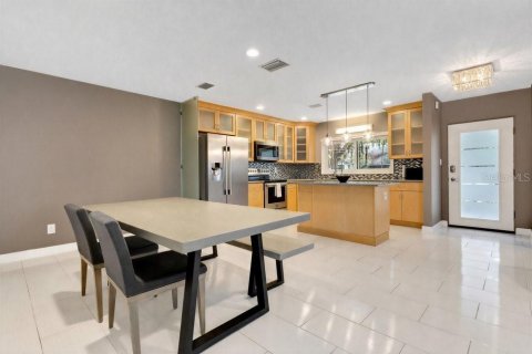 Casa en venta en Orlando, Florida, 3 dormitorios, 140.93 m2 № 2110703 - foto 6