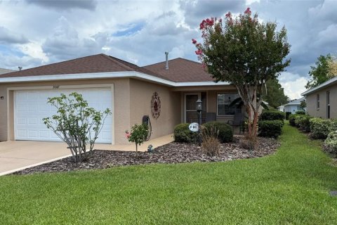 House in Ocala, Florida 2 bedrooms, 111.3 sq.m. № 1798633 - photo 1