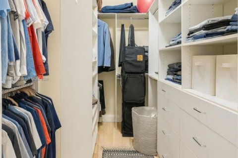 Copropriété à vendre à Miami, Floride: 2 chambres, 124.02 m2 № 1945762 - photo 9