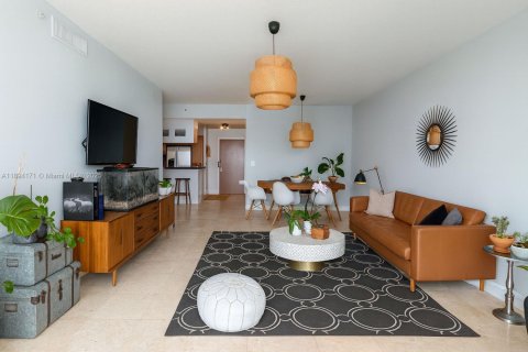 Copropriété à vendre à Miami, Floride: 2 chambres, 124.02 m2 № 1945762 - photo 2