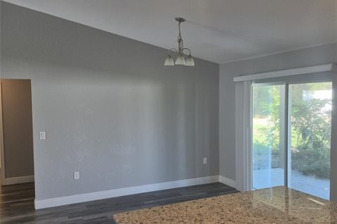 Villa ou maison à louer à Ocala, Floride: 3 chambres, 134.71 m2 № 2419263 - photo 4