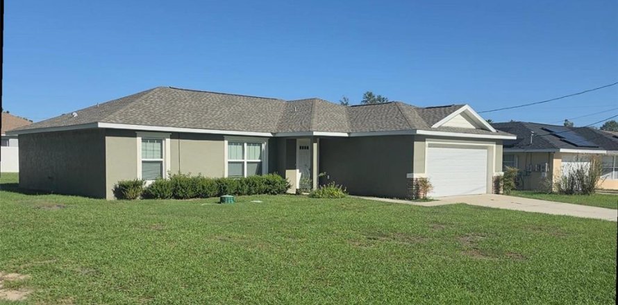 Villa ou maison à Ocala, Floride 3 chambres, 134.71 m2 № 2419263
